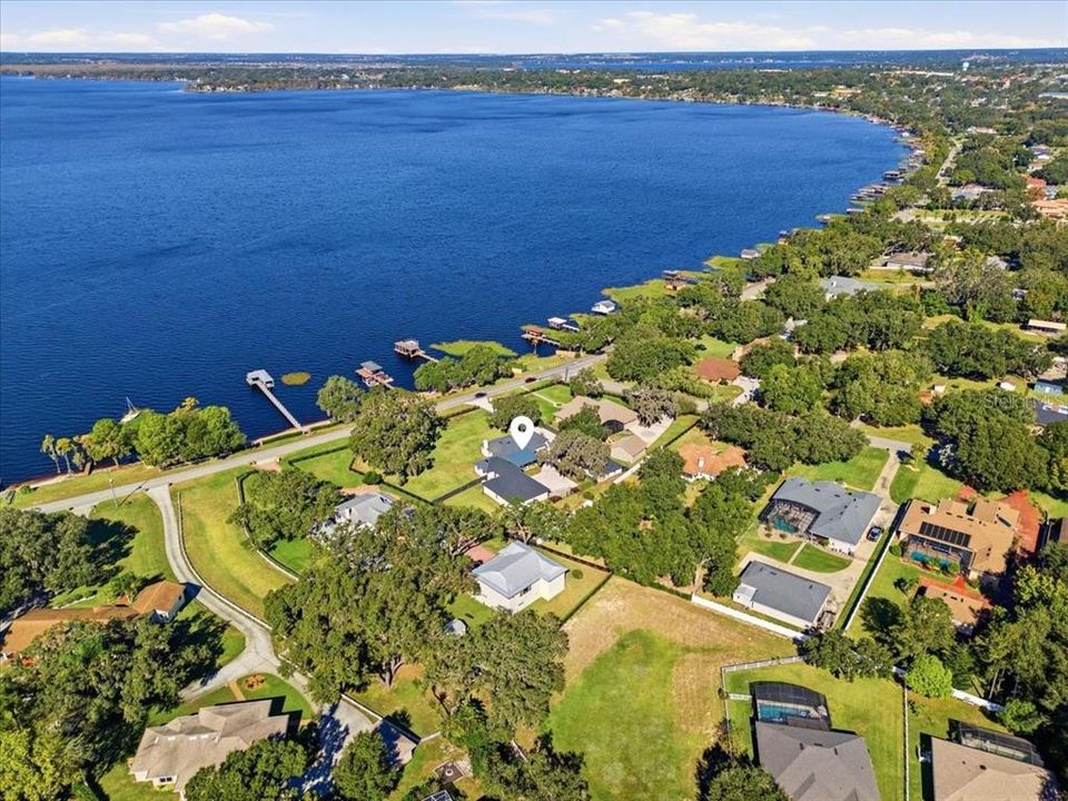 待售: $1,800,000 (5 贝兹, 4 浴室, 4755 平方英尺)