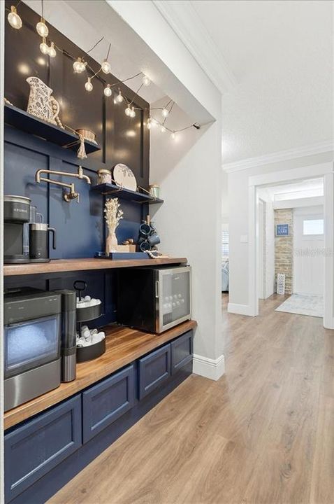 待售: $1,800,000 (5 贝兹, 4 浴室, 4755 平方英尺)