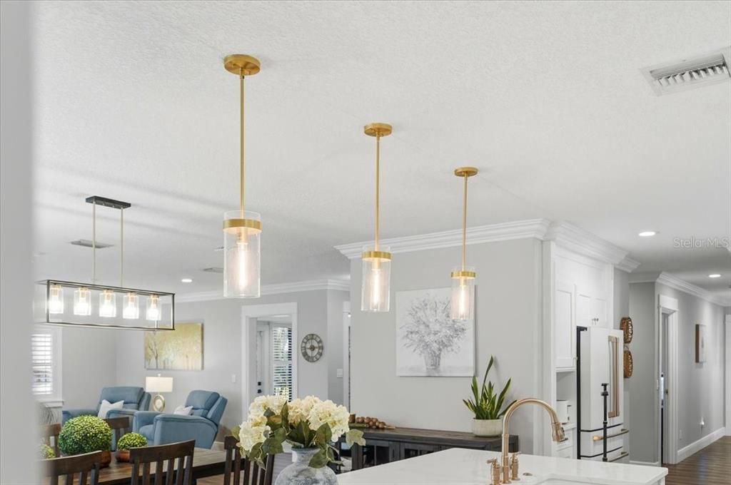 待售: $1,800,000 (5 贝兹, 4 浴室, 4755 平方英尺)