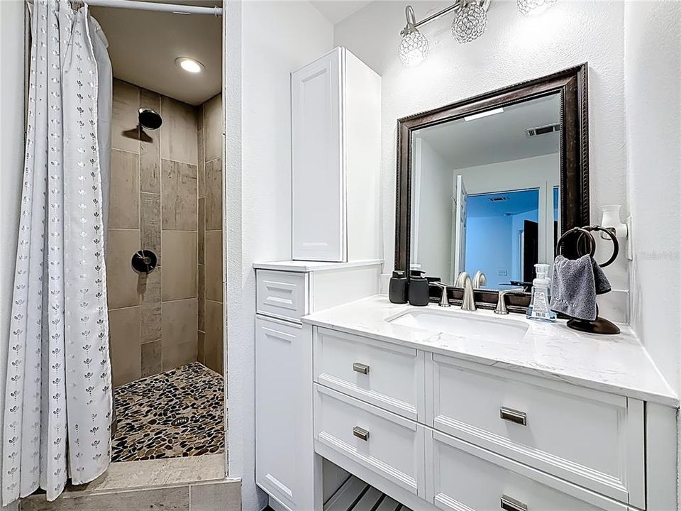 For Sale: $650,000 (4 beds, 3 baths, 2133 Square Feet)