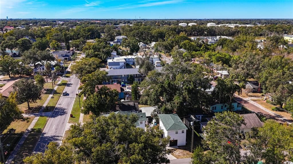 For Sale: $650,000 (4 beds, 3 baths, 2133 Square Feet)