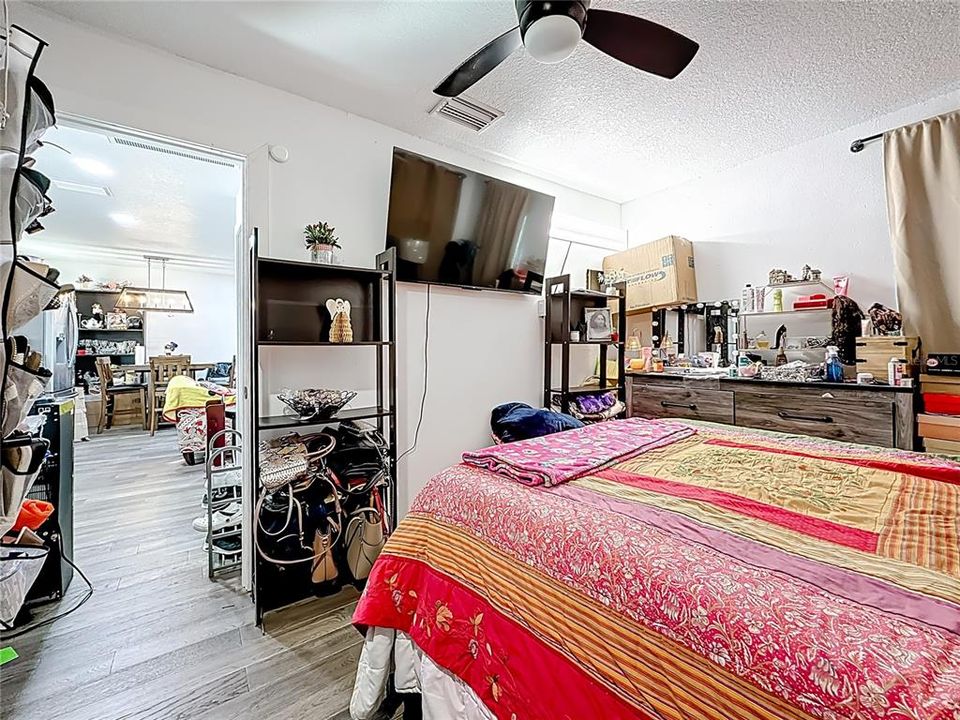 For Sale: $650,000 (4 beds, 3 baths, 2133 Square Feet)