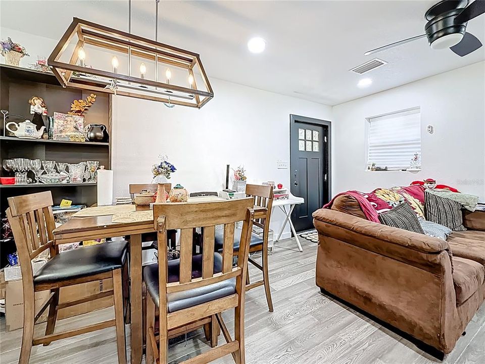 For Sale: $650,000 (4 beds, 3 baths, 2133 Square Feet)