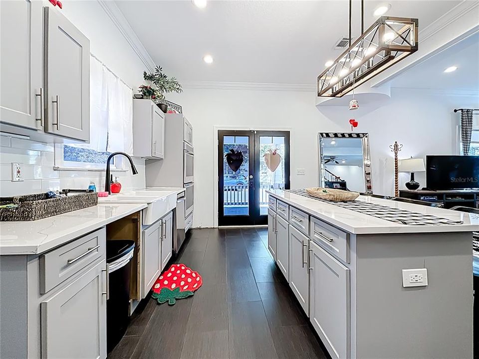 For Sale: $650,000 (4 beds, 3 baths, 2133 Square Feet)