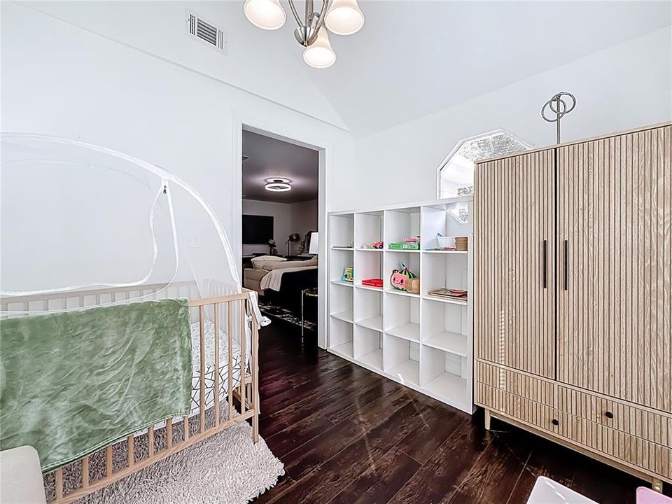 For Sale: $650,000 (4 beds, 3 baths, 2133 Square Feet)