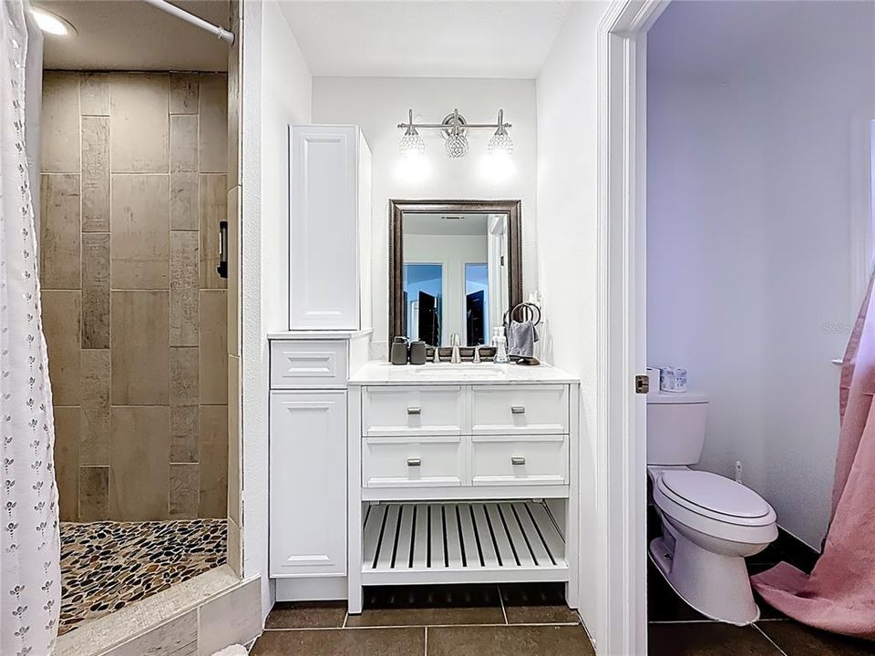 For Sale: $650,000 (4 beds, 3 baths, 2133 Square Feet)