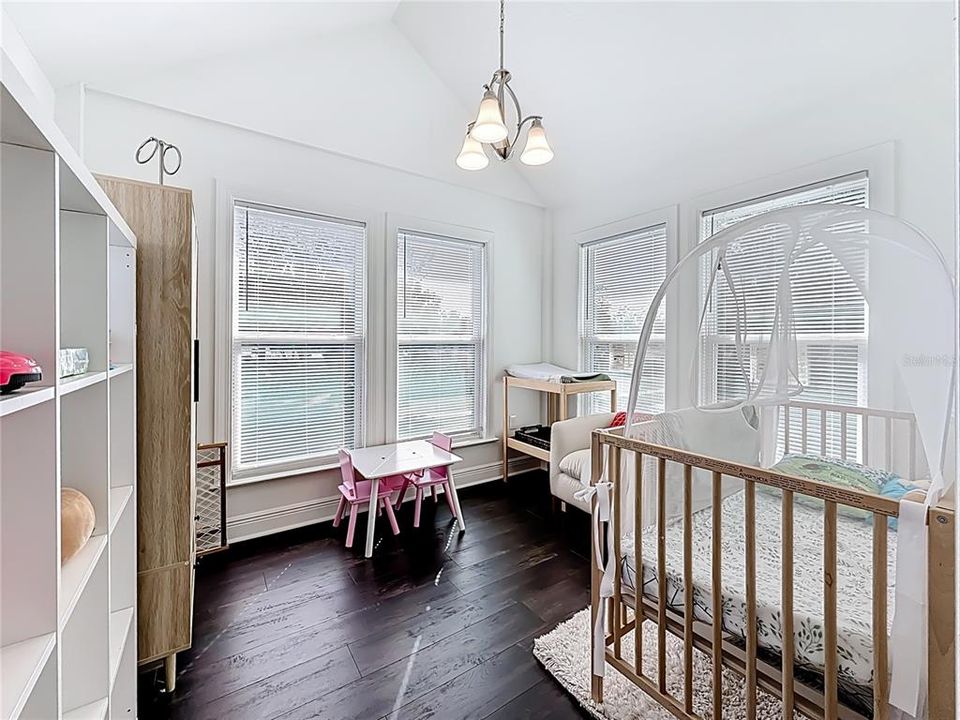 For Sale: $650,000 (4 beds, 3 baths, 2133 Square Feet)