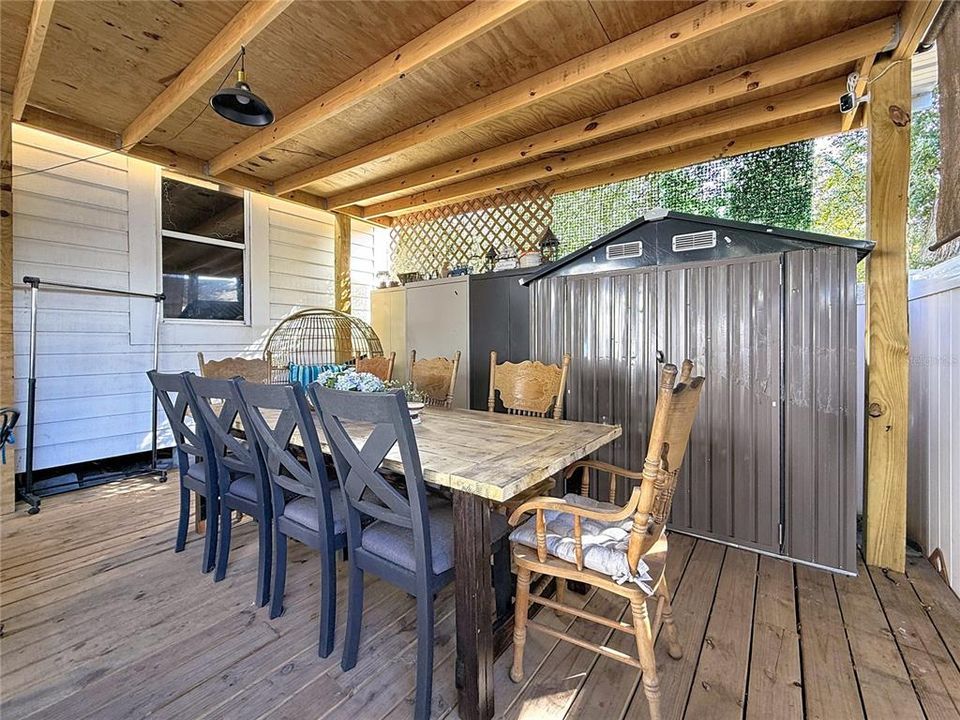 For Sale: $650,000 (4 beds, 3 baths, 2133 Square Feet)