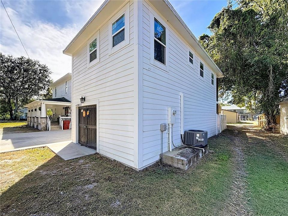 For Sale: $650,000 (4 beds, 3 baths, 2133 Square Feet)