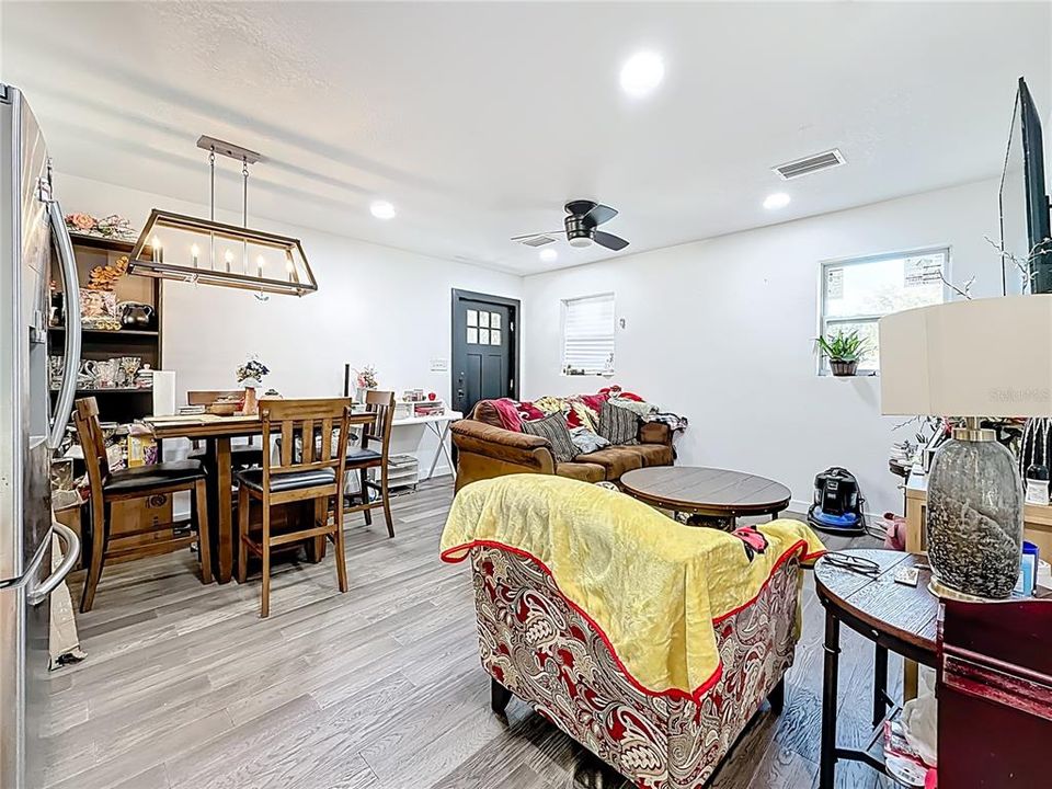 For Sale: $650,000 (4 beds, 3 baths, 2133 Square Feet)