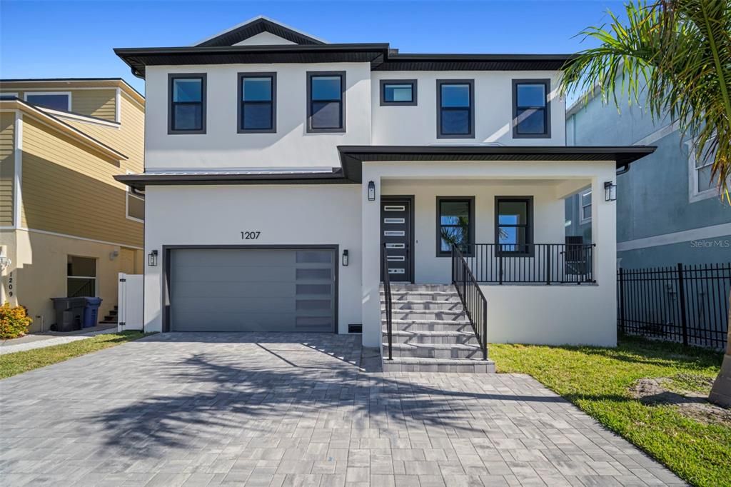 For Sale: $1,850,000 (4 beds, 4 baths, 2888 Square Feet)