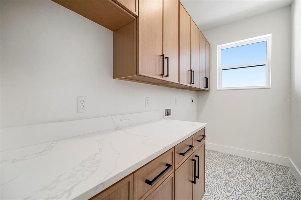 For Sale: $1,850,000 (4 beds, 4 baths, 2888 Square Feet)