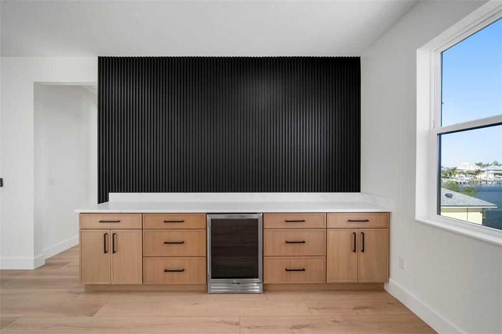 For Sale: $1,850,000 (4 beds, 4 baths, 2888 Square Feet)