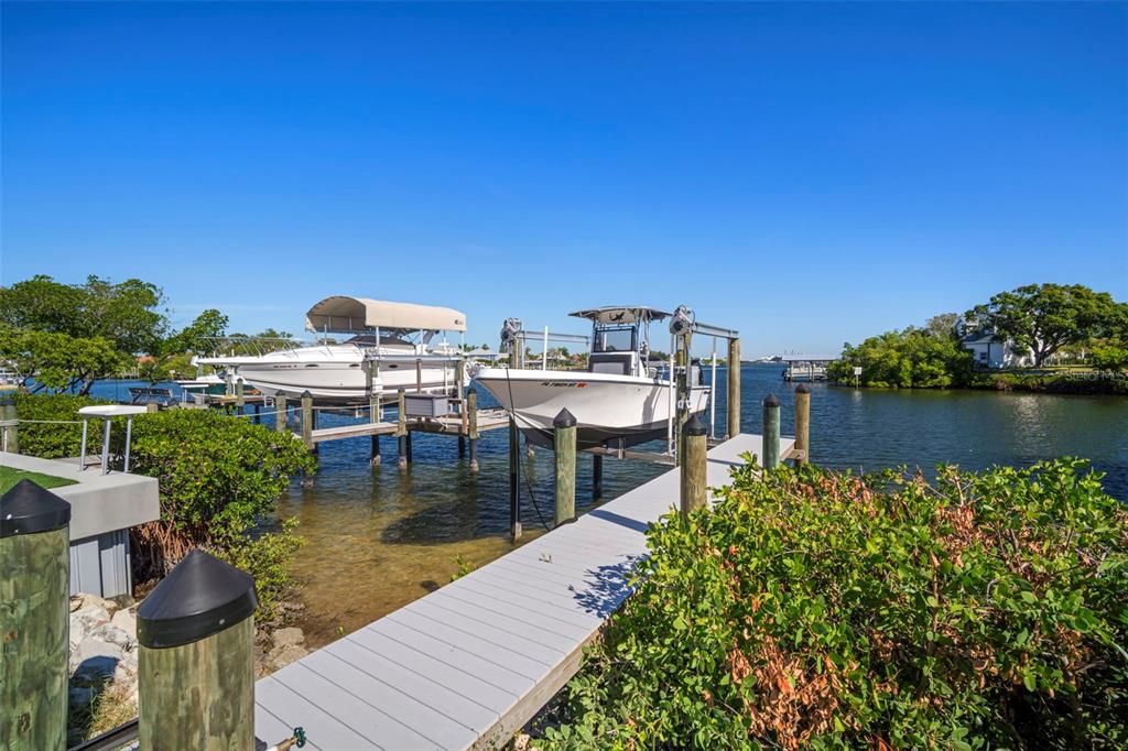 For Sale: $1,850,000 (4 beds, 4 baths, 2888 Square Feet)