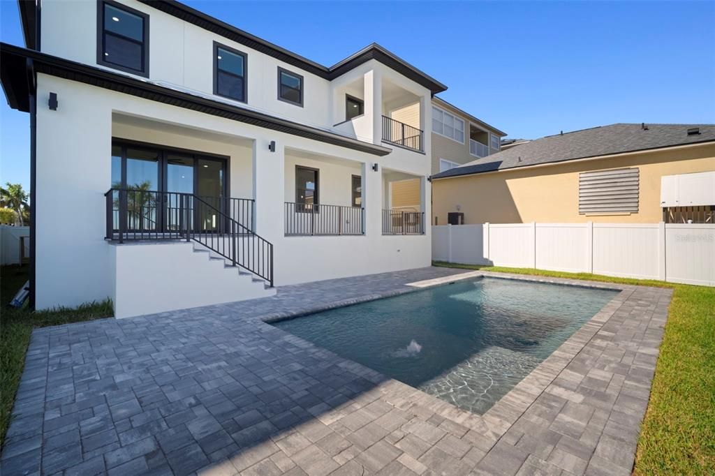 For Sale: $1,850,000 (4 beds, 4 baths, 2888 Square Feet)