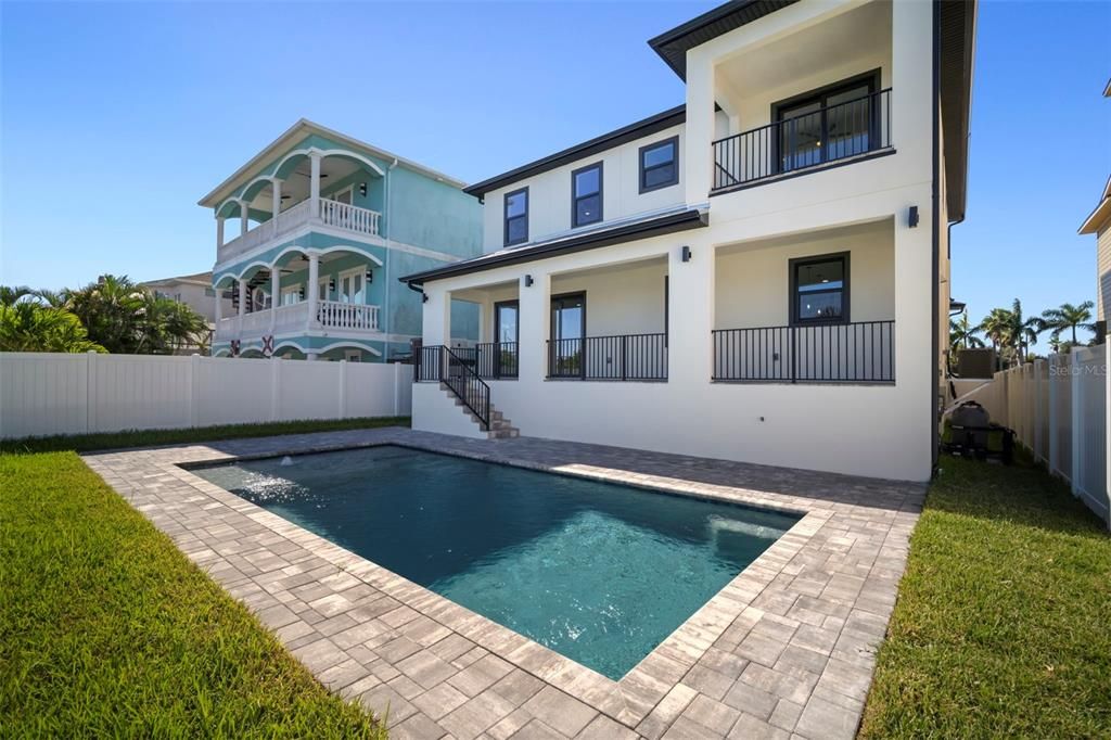 For Sale: $1,850,000 (4 beds, 4 baths, 2888 Square Feet)