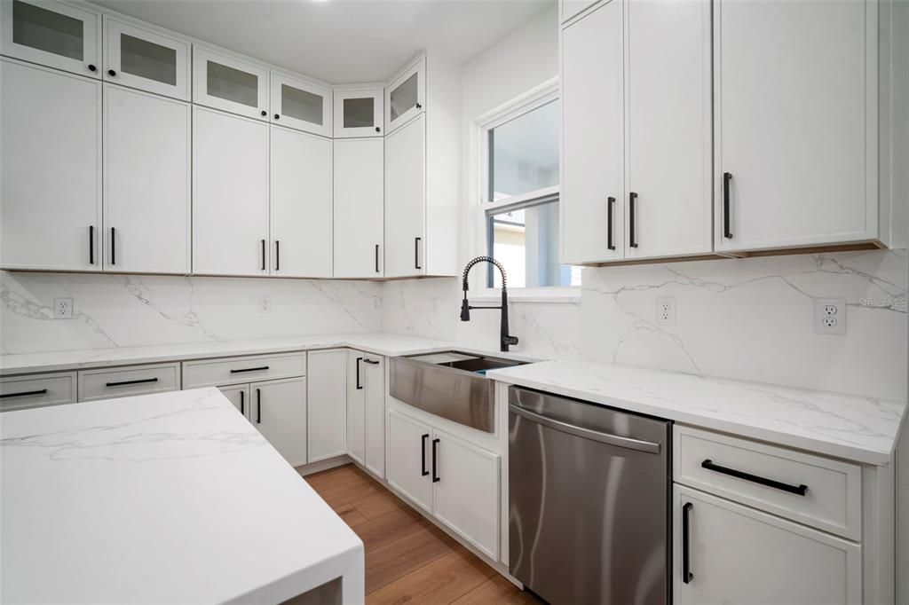 For Sale: $1,850,000 (4 beds, 4 baths, 2888 Square Feet)