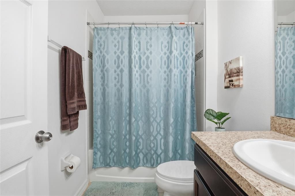 待售: $279,990 (4 贝兹, 3 浴室, 2014 平方英尺)