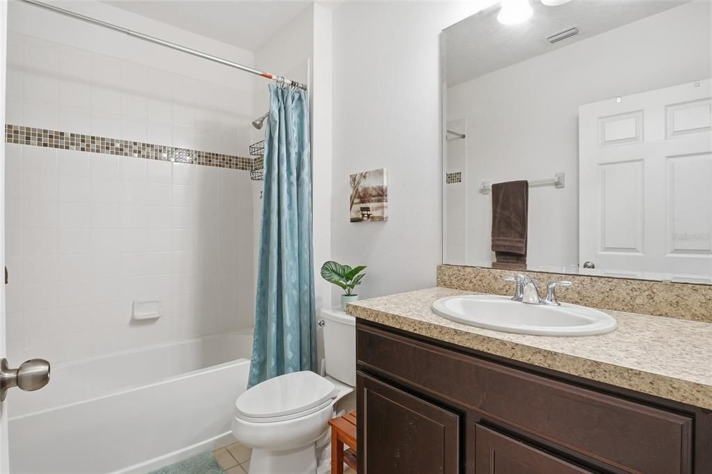 待售: $279,990 (4 贝兹, 3 浴室, 2014 平方英尺)