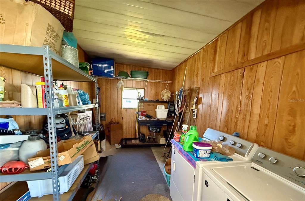 For Sale: $129,900 (2 beds, 2 baths, 1440 Square Feet)