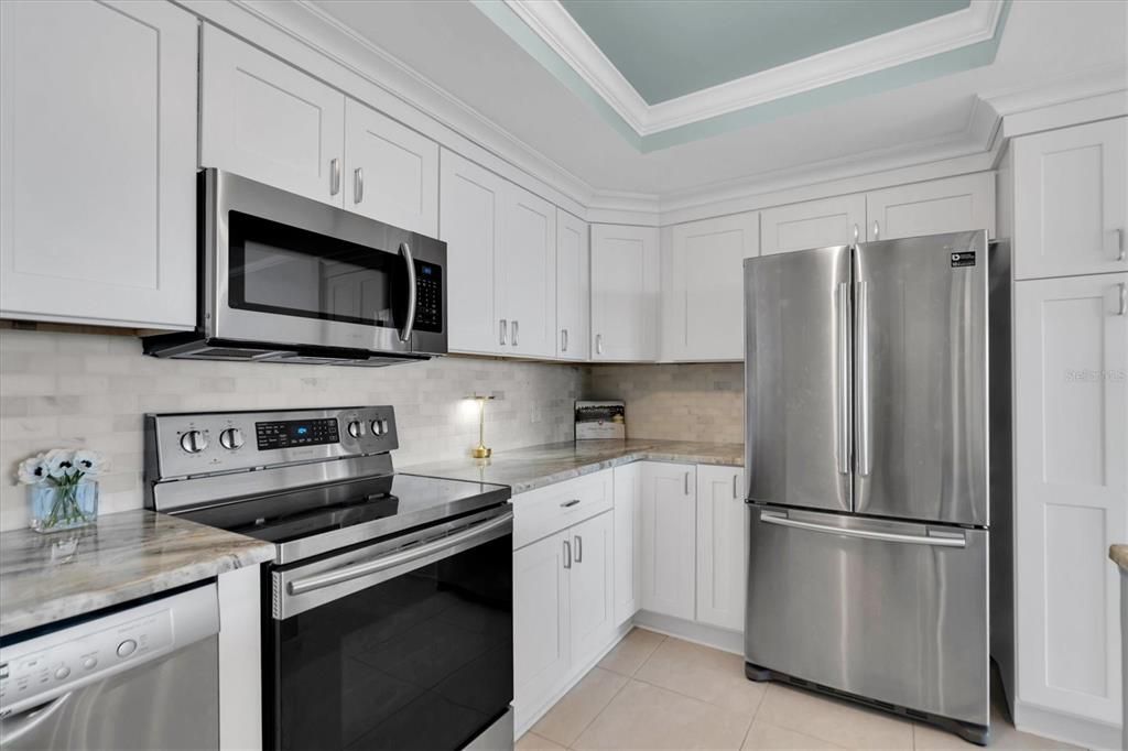 For Sale: $649,900 (2 beds, 2 baths, 1403 Square Feet)