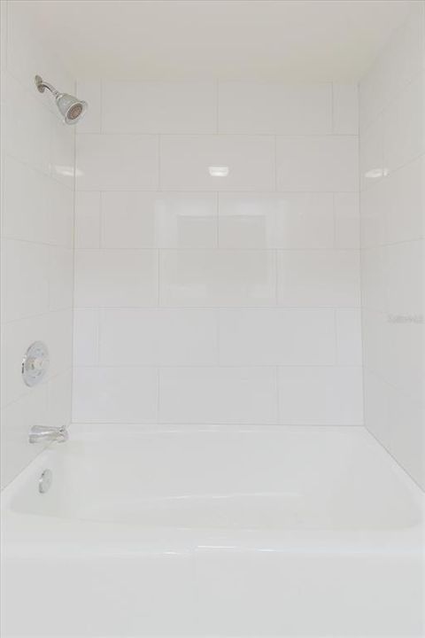 For Sale: $649,900 (2 beds, 2 baths, 1403 Square Feet)