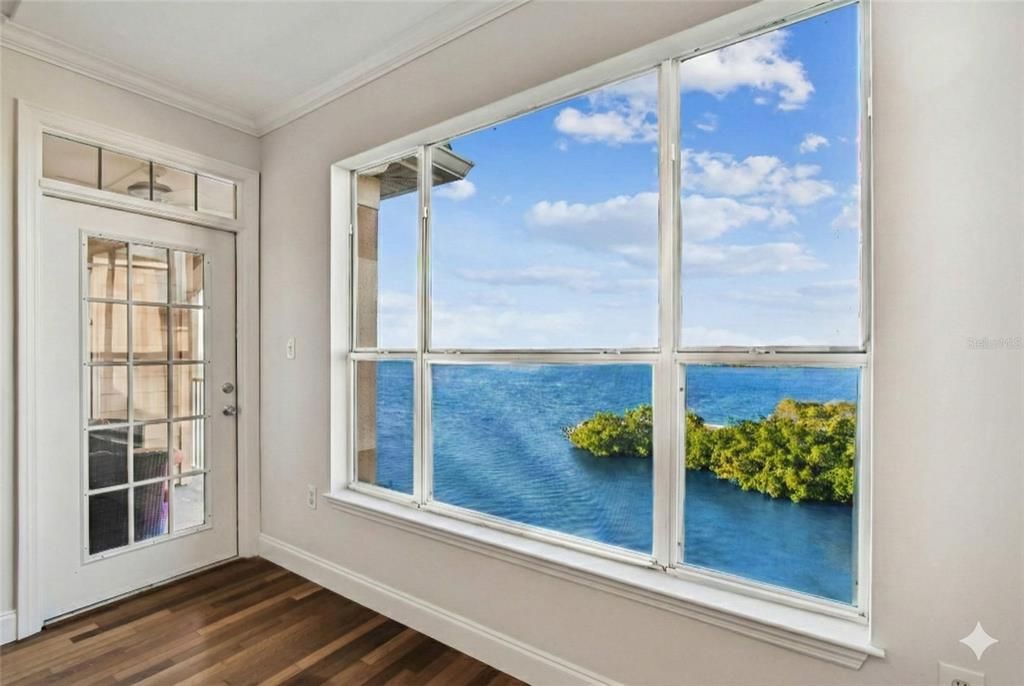 En Venta: $325,000 (2 camas, 2 baños, 968 Pies cuadrados)