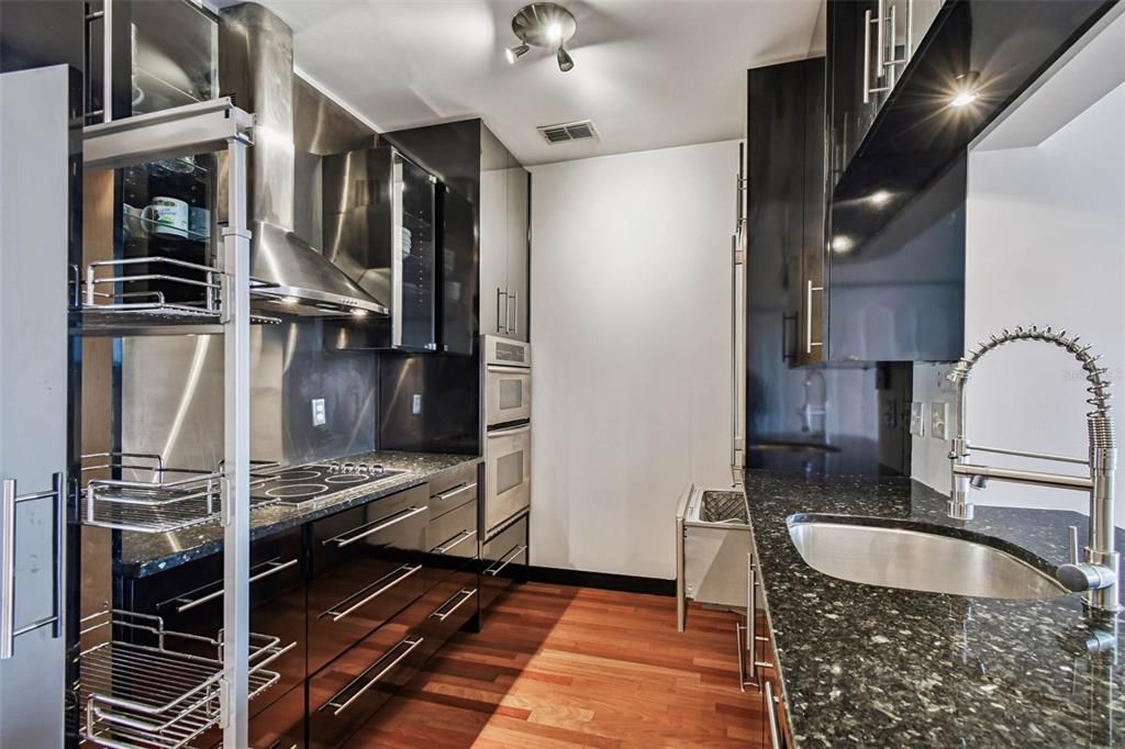 En Venta: $325,000 (2 camas, 2 baños, 968 Pies cuadrados)