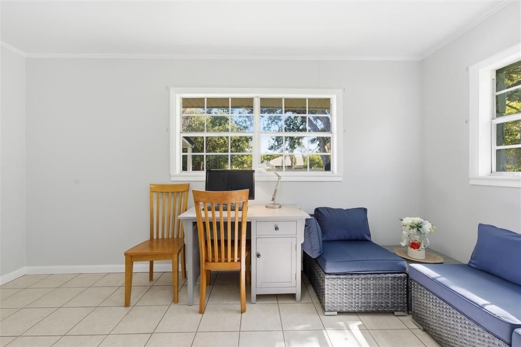 待售: $345,000 (3 贝兹, 2 浴室, 1636 平方英尺)