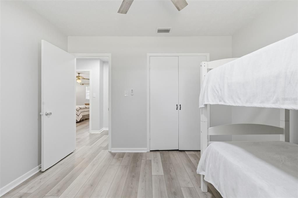 待售: $345,000 (3 贝兹, 2 浴室, 1636 平方英尺)