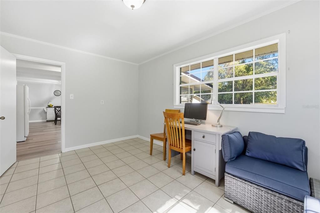 待售: $345,000 (3 贝兹, 2 浴室, 1636 平方英尺)