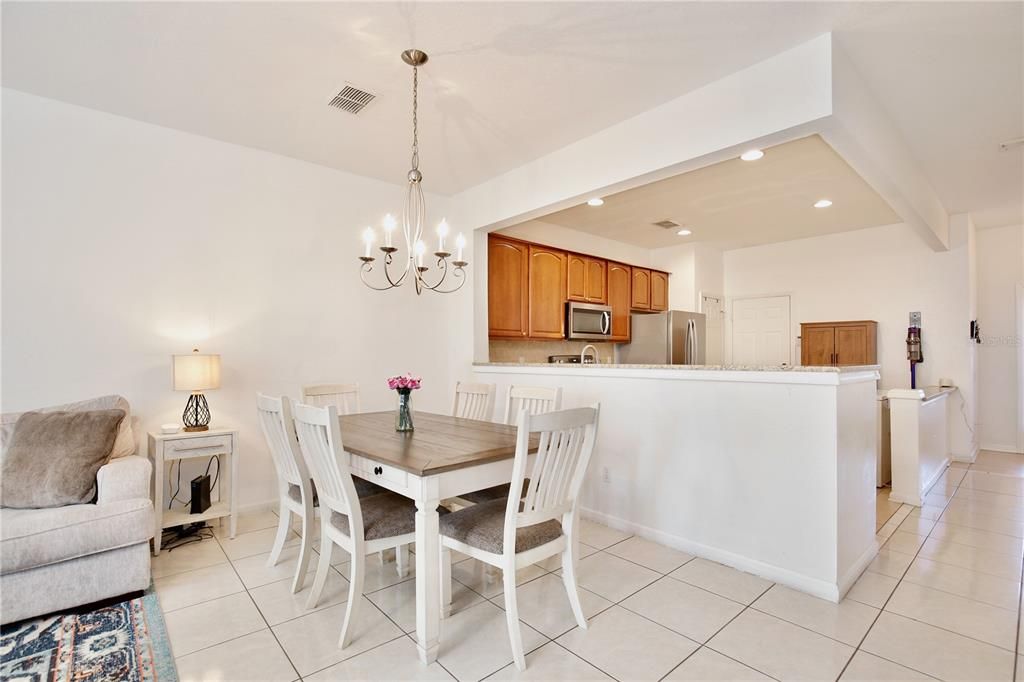 En Venta: $349,999 (3 camas, 2 baños, 1762 Pies cuadrados)