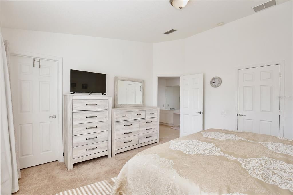 En Venta: $349,999 (3 camas, 2 baños, 1762 Pies cuadrados)