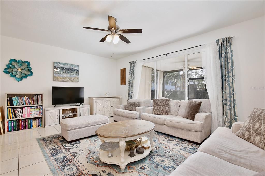 En Venta: $349,999 (3 camas, 2 baños, 1762 Pies cuadrados)