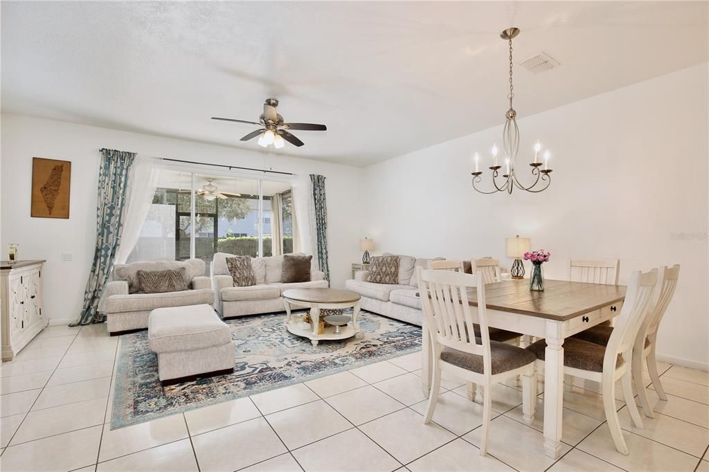 En Venta: $349,999 (3 camas, 2 baños, 1762 Pies cuadrados)