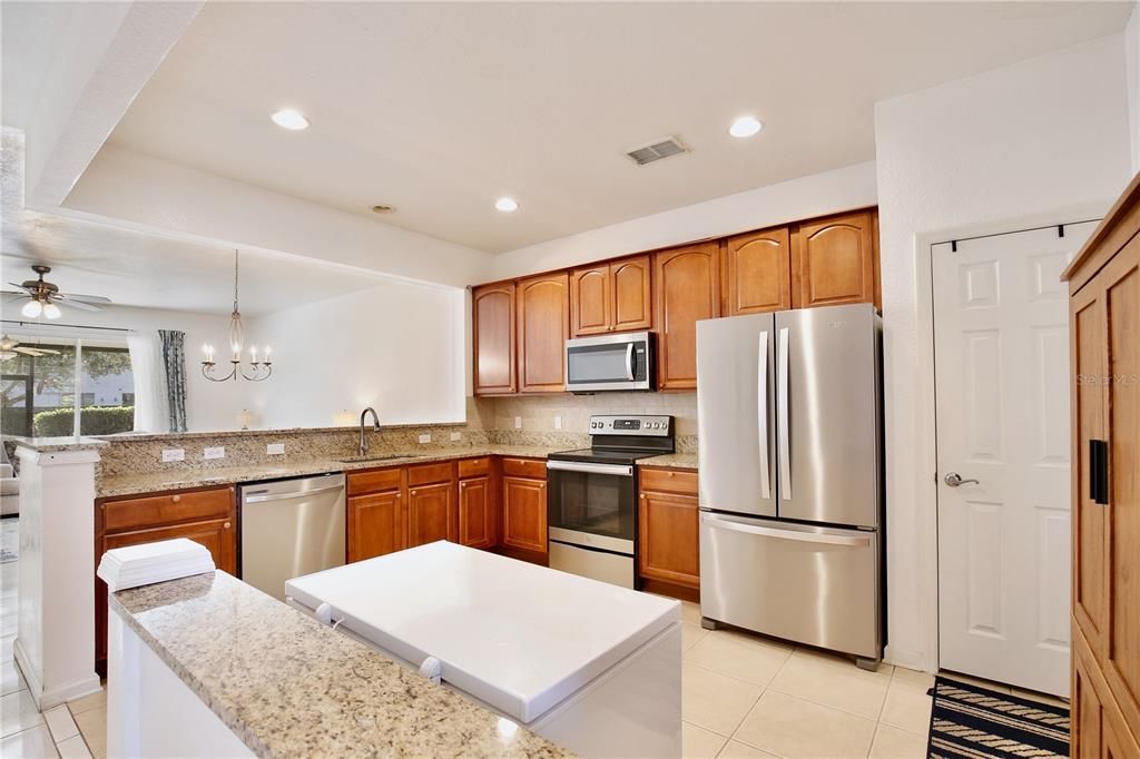 En Venta: $349,999 (3 camas, 2 baños, 1762 Pies cuadrados)