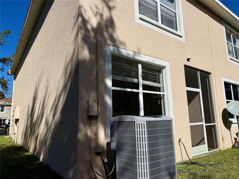 For Rent: $1,900 (2 beds, 2 baths, 1660 Square Feet)