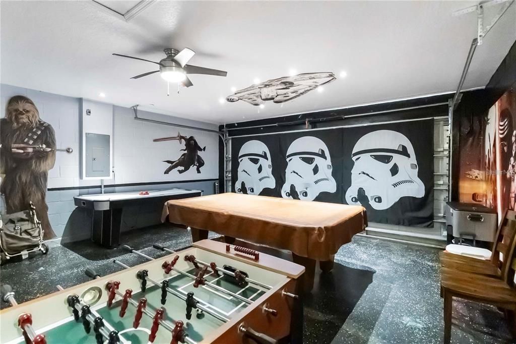 For Rent: $2,800 (5 beds, 3 baths, 1662 Square Feet)