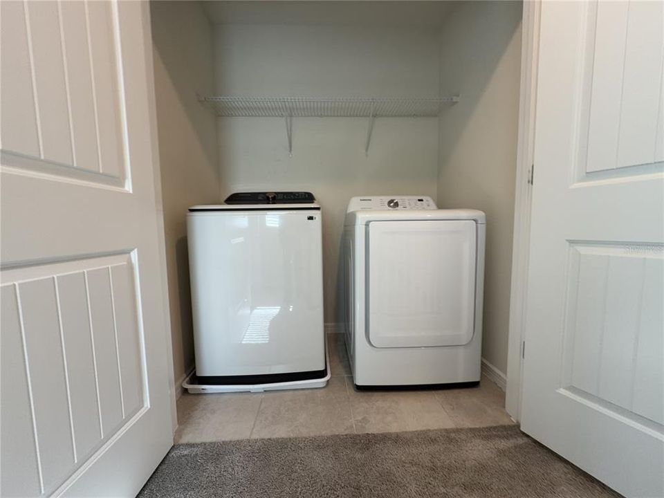 Под контрактом: $2,900 (3 спален, 2 ванн, 1712 Квадратных фут)