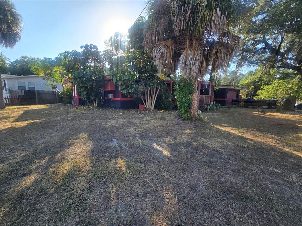 合同活跃: $390,000 (3 贝兹, 2 浴室, 1583 平方英尺)