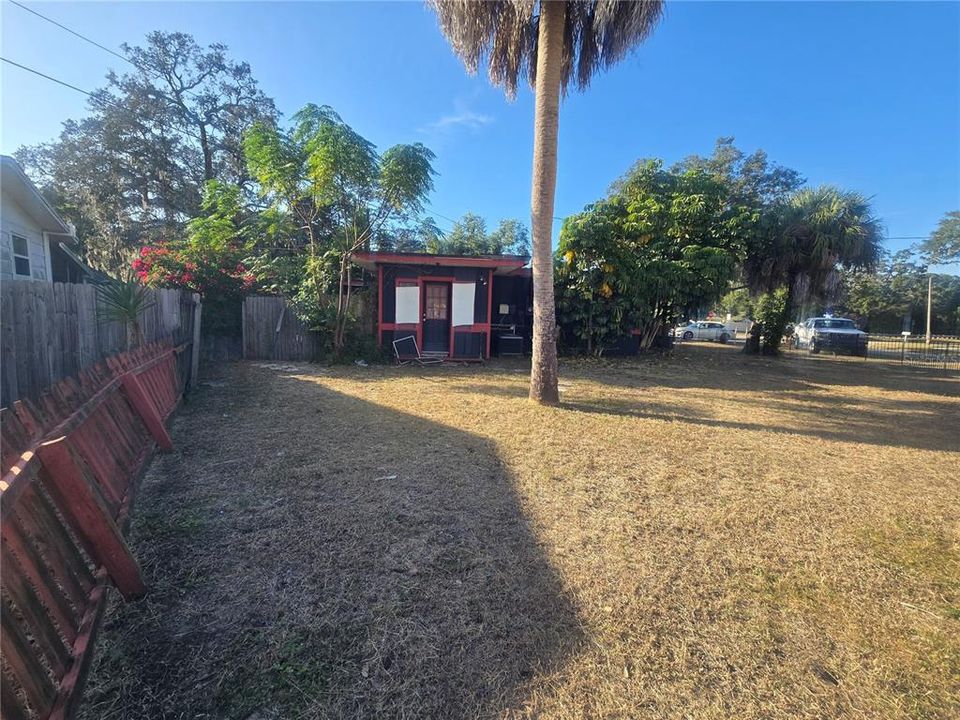 合同活跃: $390,000 (3 贝兹, 2 浴室, 1583 平方英尺)