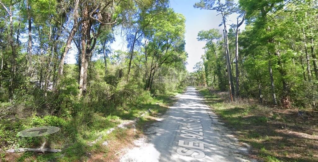 En Venta: $5,000 (0.11 acres)