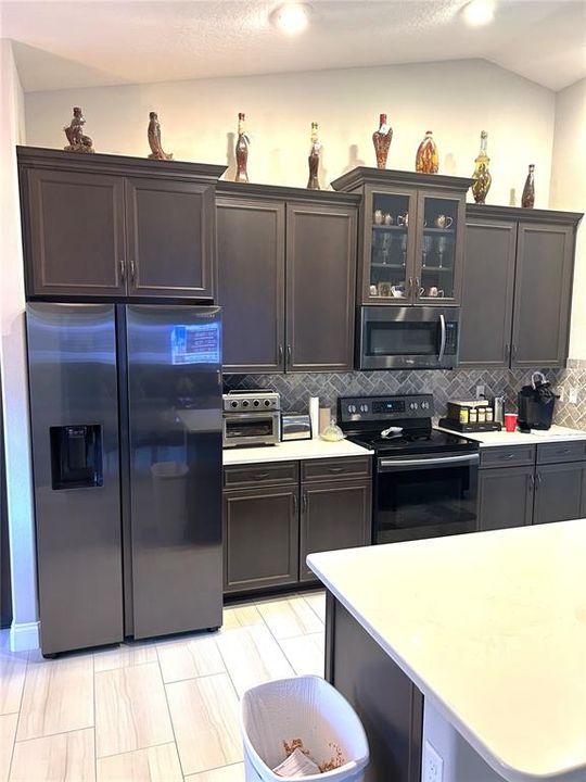 For Sale: $485,900 (3 beds, 2 baths, 2208 Square Feet)