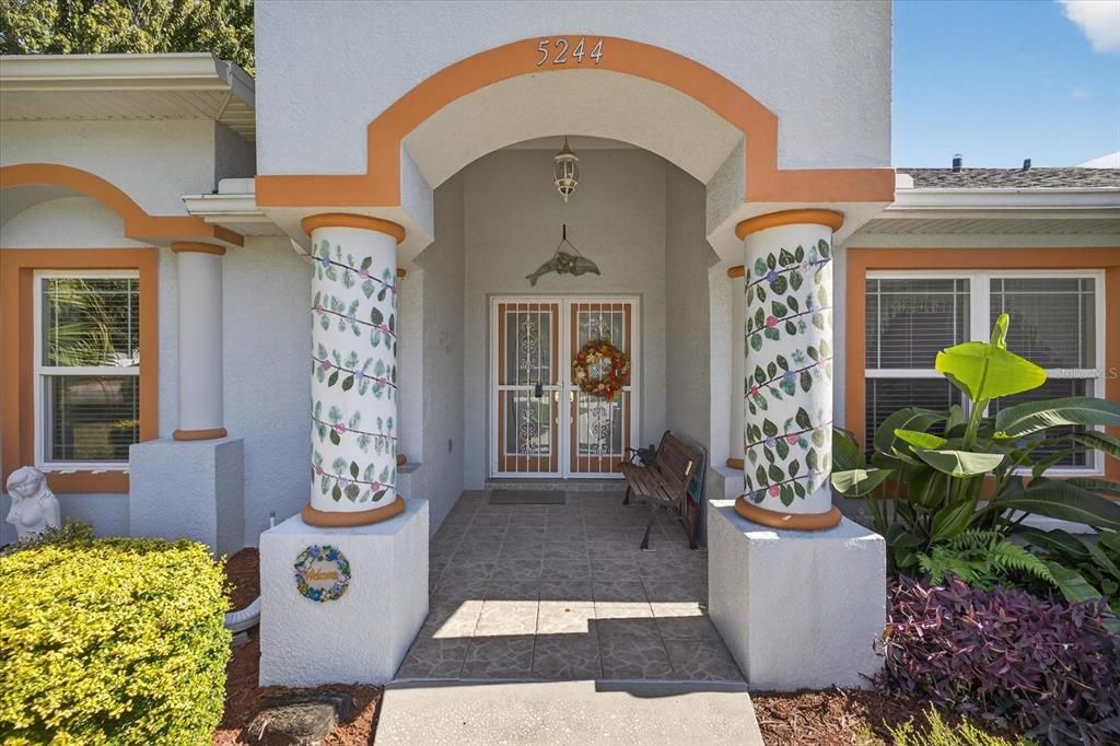 Active With Contract: $350,000 (3 beds, 3 baths, 1839 Square Feet)