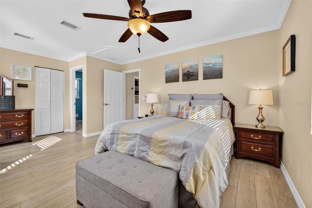 For Sale: $499,900 (3 beds, 2 baths, 1525 Square Feet)