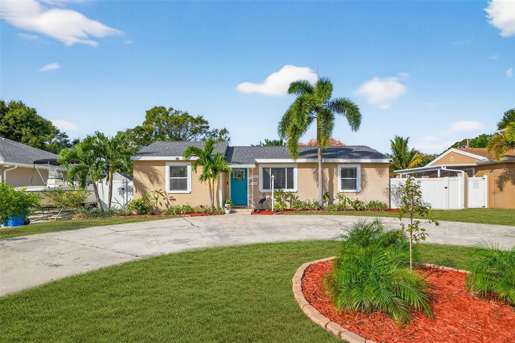 For Sale: $499,900 (3 beds, 2 baths, 1525 Square Feet)