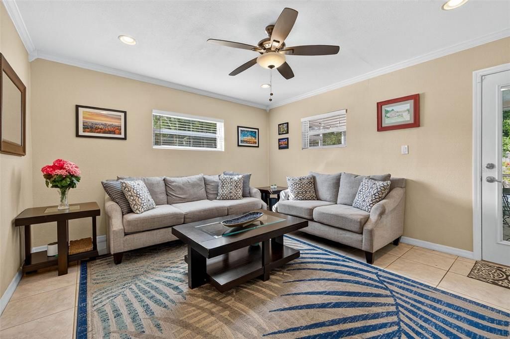 For Sale: $499,900 (3 beds, 2 baths, 1525 Square Feet)