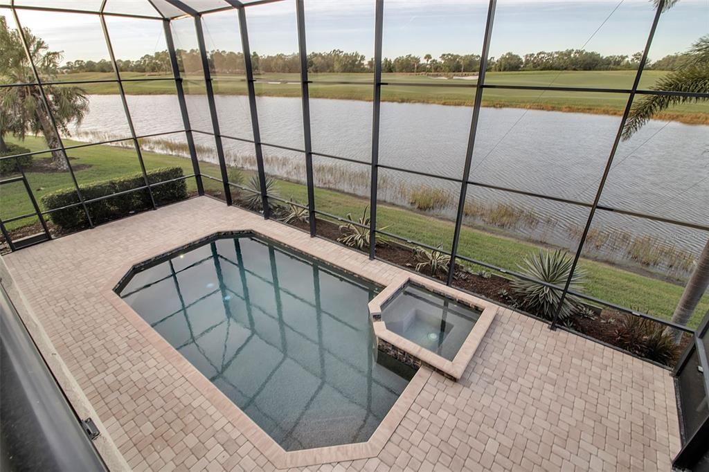 На продажу: $1,350,000 (6 спален, 4 ванн, 3808 Квадратных фут)