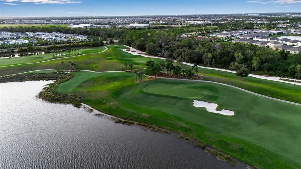 На продажу: $1,350,000 (6 спален, 4 ванн, 3808 Квадратных фут)