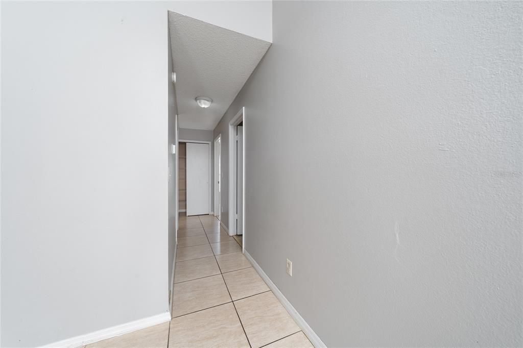 Active With Contract: $343,000 (3 beds, 2 baths, 1410 Square Feet)